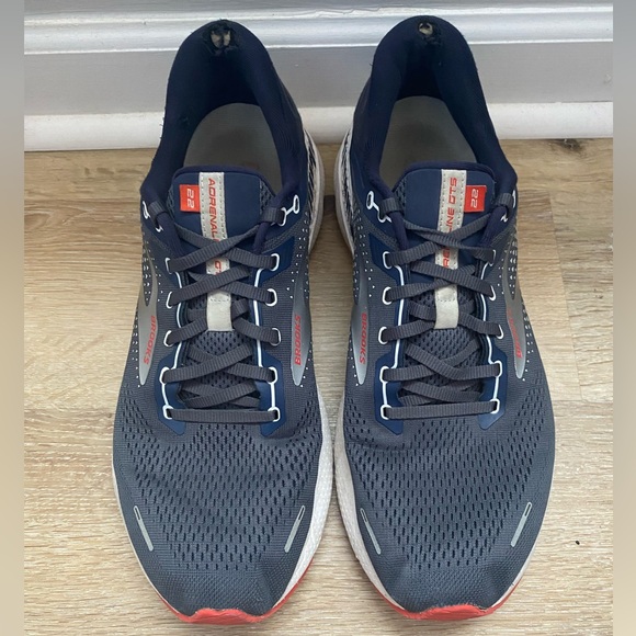 Brooks Adrenaline GTS 22 Sneakers - Picture 3 of 12